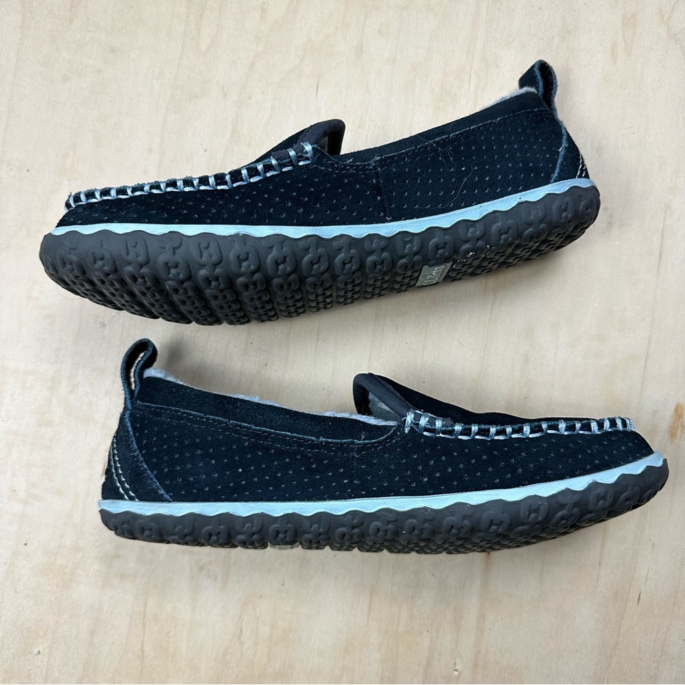 L.L. Bean Cozy Slip-On Loafers - Picture 3 of 12
